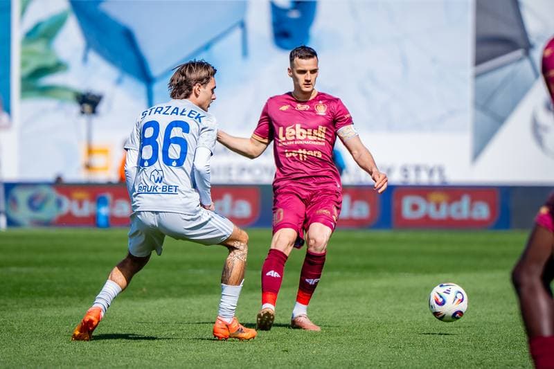Football. PKO BP Ekstraklasa. Bruk-Bet Termalica Nieciecza - Piast Gliwice. 06.04.2026