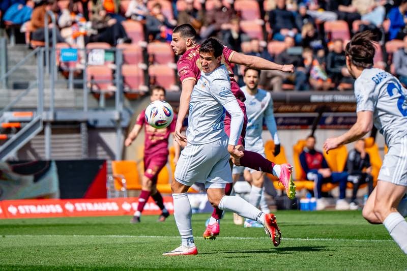 Football. PKO BP Ekstraklasa. Bruk-Bet Termalica Nieciecza - Piast Gliwice. 06.04.2026