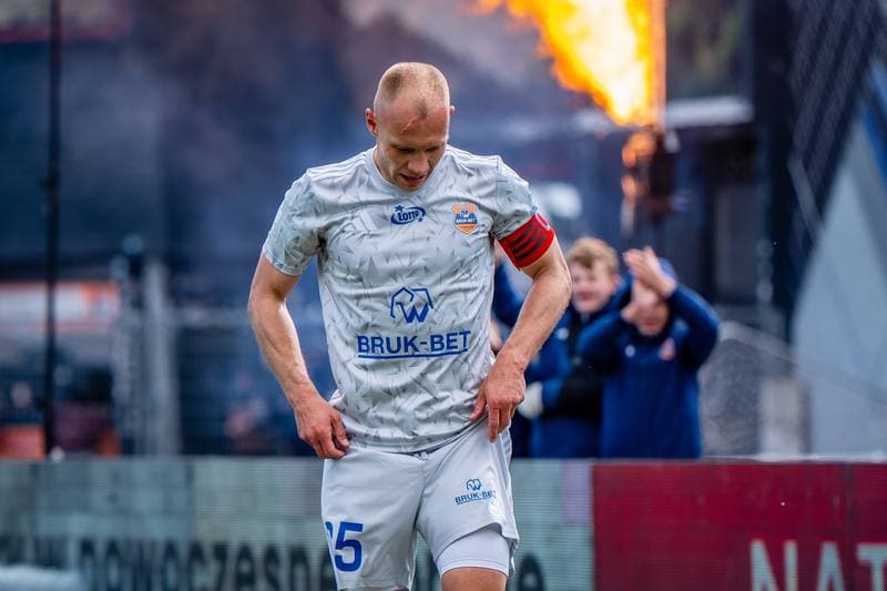 Football. PKO BP Ekstraklasa. Bruk-Bet Termalica Nieciecza - Piast Gliwice. 06.04.2026