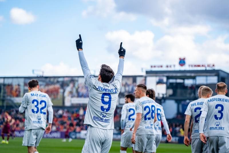 Football. PKO BP Ekstraklasa. Bruk-Bet Termalica Nieciecza - Piast Gliwice. 06.04.2026