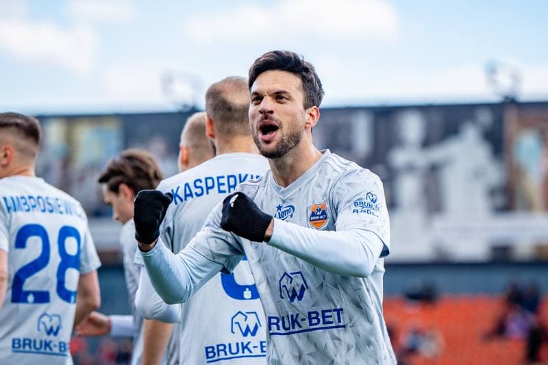 Football. PKO BP Ekstraklasa. Bruk-Bet Termalica Nieciecza - Piast Gliwice. 06.04.2026