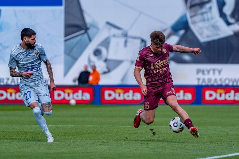 Football. PKO BP Ekstraklasa. Bruk-Bet Termalica Nieciecza - Piast Gliwice. 06.04.2026