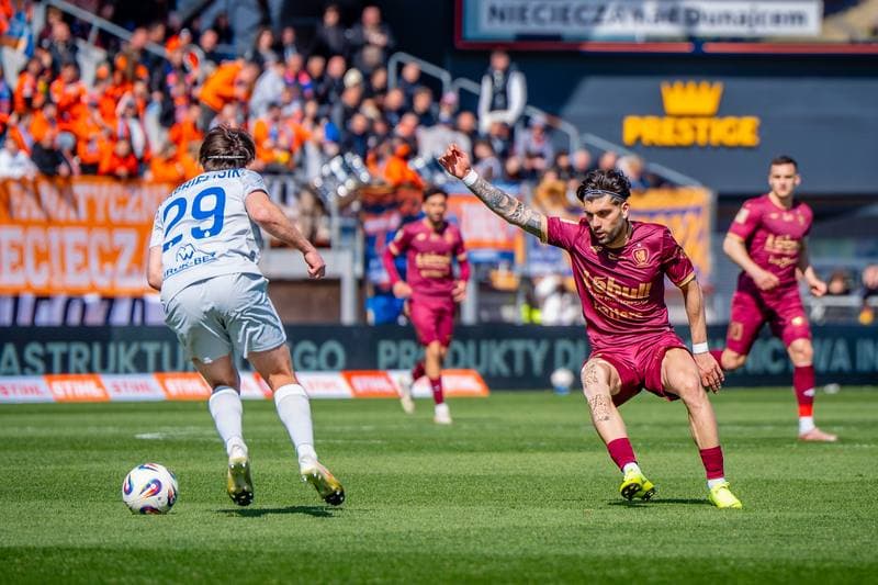 Football. PKO BP Ekstraklasa. Bruk-Bet Termalica Nieciecza - Piast Gliwice. 06.04.2026