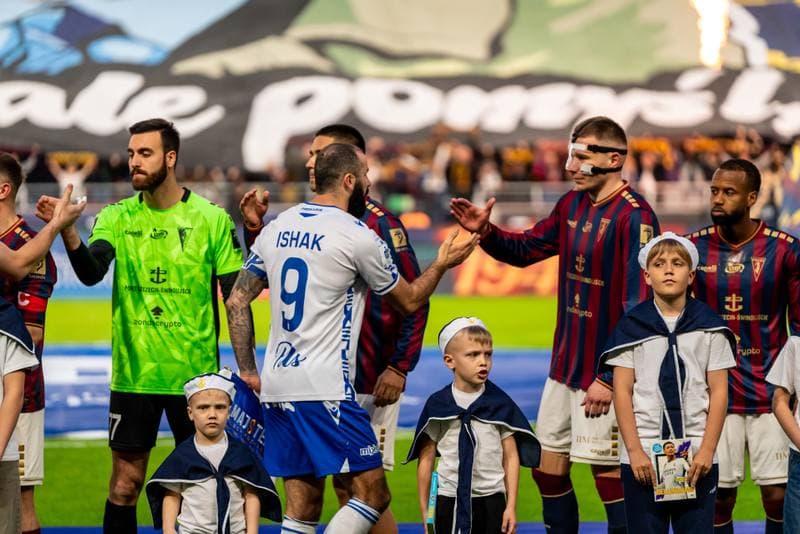 Football. PKO BP Ekstraklasa. Pogon Szczecin - Lech Poznan. 18.04.2026
