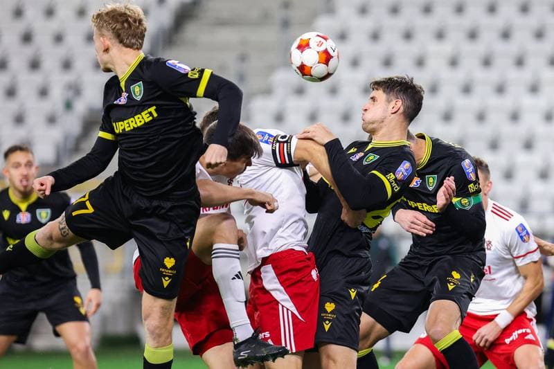 Football. STS Puchar Polski. LKS Lodz - GKS Katowice. 28.10.2025