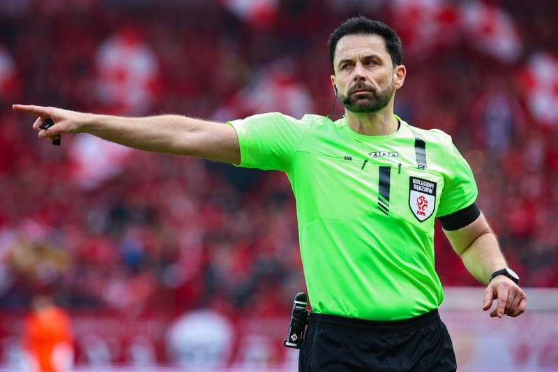 Football. PKO BP Ekstraklasa. Widzew Lodz - Bruk-Bet Termalica Nieciecza. 11.04.2026