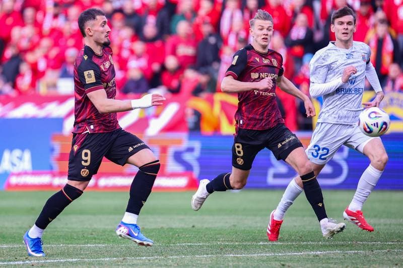 Football. PKO BP Ekstraklasa. Widzew Lodz - Bruk-Bet Termalica Nieciecza. 11.04.2026