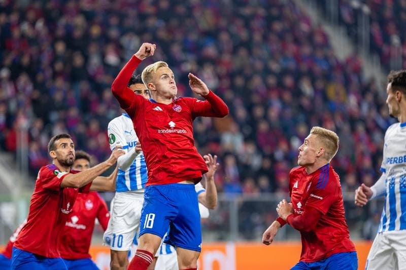 Football. UEFA Conference League. Rakow Czestochowa - Universitatea Craiova. 02.10.2025