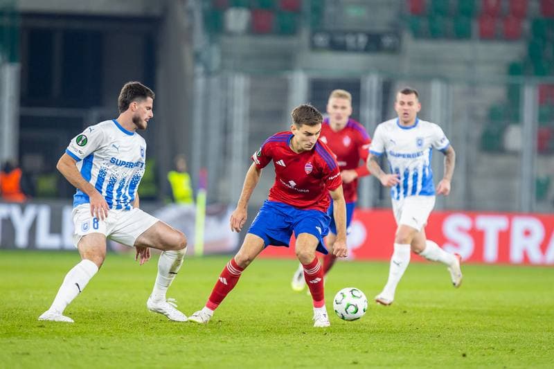 Football. UEFA Conference League. Rakow Czestochowa - Universitatea Craiova. 02.10.2025