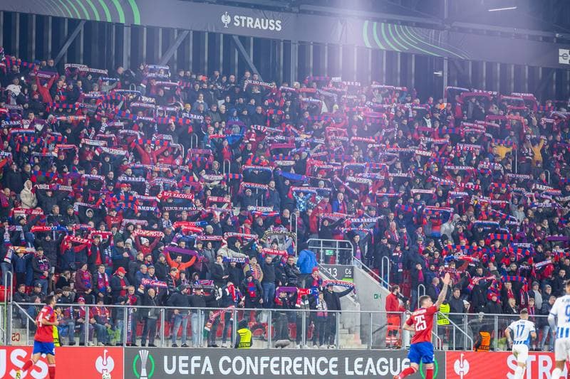 Football. UEFA Conference League. Rakow Czestochowa - Universitatea Craiova. 02.10.2025