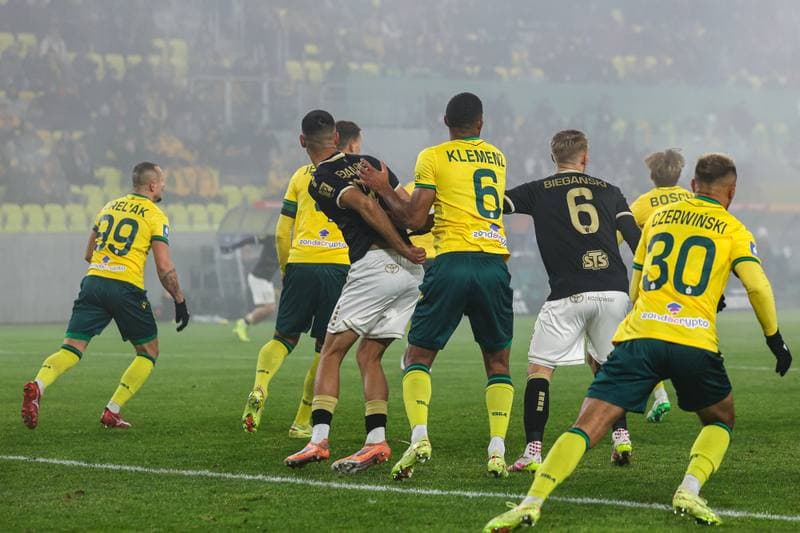 Football. PKO BP Ekstraklasa. GKS Katowice - Pogon Szczecin. 29.11.2025