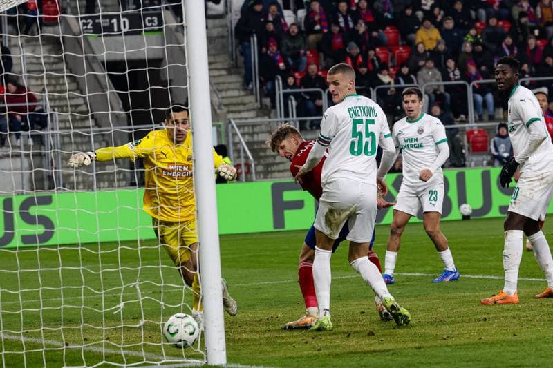 Football. UEFA Conference League. Rakow Czestochowa - SK Rapid. 27.11.2025