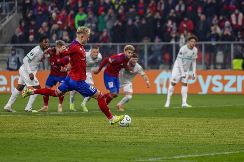 Football. UEFA Conference League. Rakow Czestochowa - SK Rapid. 27.11.2025