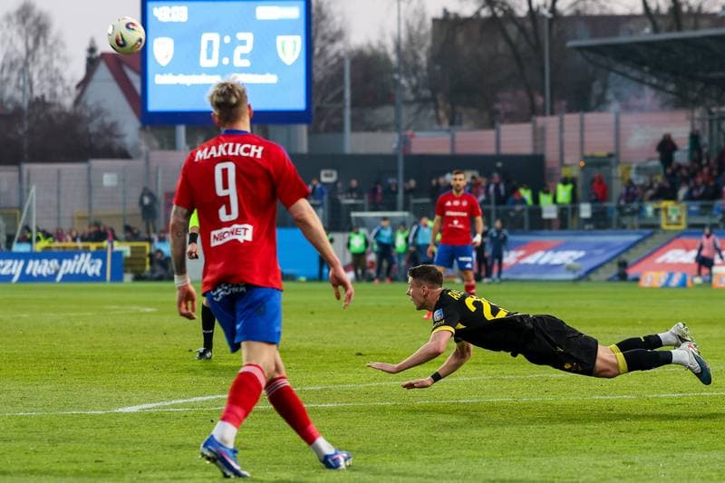 Football. STS Puchar Polski. Rakow Czestochowa - GKS Katowice. 09.04.2026