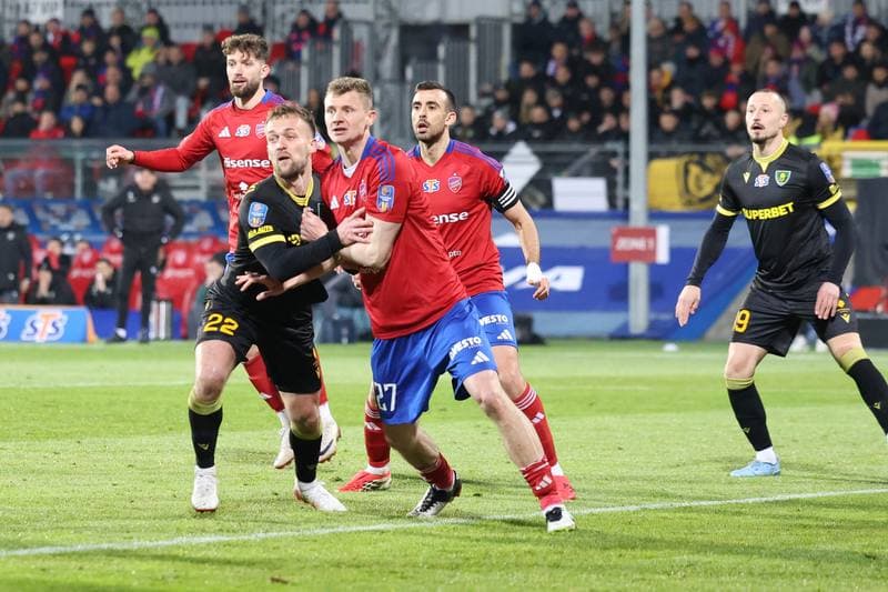 Football. STS Puchar Polski. Rakow Czestochowa - GKS Katowice. 09.04.2026