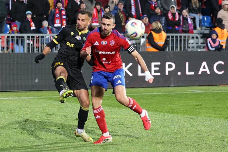 Football. STS Puchar Polski. Rakow Czestochowa - GKS Katowice. 09.04.2026