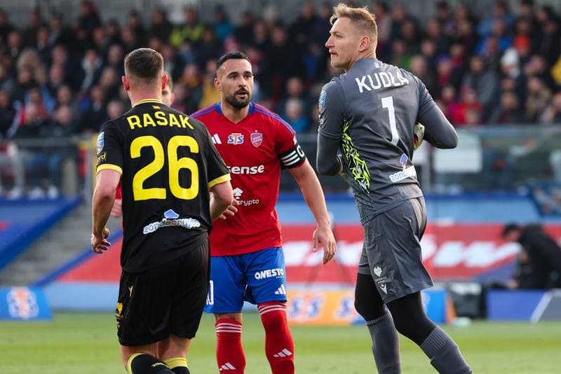 Football. STS Puchar Polski. Rakow Czestochowa - GKS Katowice. 09.04.2026