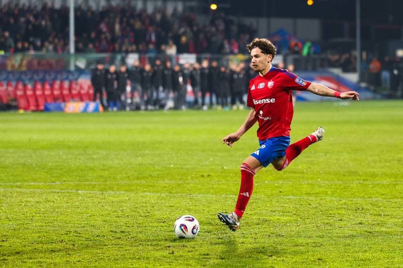 Football. STS Puchar Polski. Rakow Czestochowa - GKS Katowice. 09.04.2026