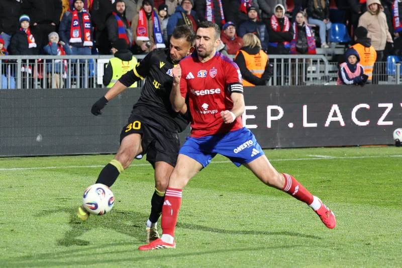 Football. STS Puchar Polski. Rakow Czestochowa - GKS Katowice. 09.04.2026
