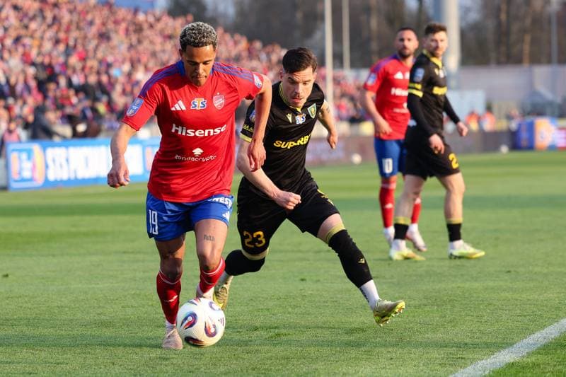 Football. STS Puchar Polski. Rakow Czestochowa - GKS Katowice. 09.04.2026