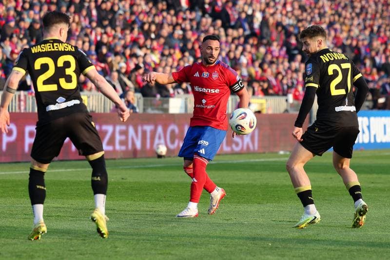 Football. STS Puchar Polski. Rakow Czestochowa - GKS Katowice. 09.04.2026