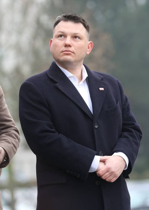 Slawomir Mentzen. Picket in front of the Sejm against the government's policy towards Ukraine. 19.12.2025