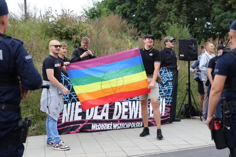 Counter-demonstration against the Rainbow Equality March. Torun. 30.08.2025