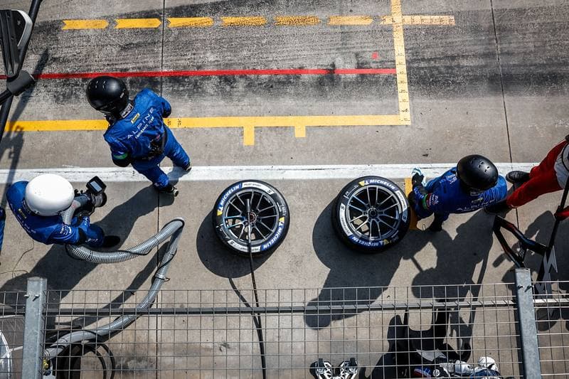 Motorsport. WEC. 6 Hours of Imola. 17.04.2026