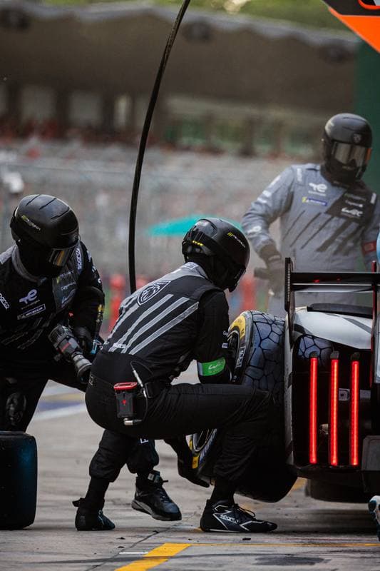 Motorsport. WEC. 6 Hours of Imola. 17.04.2026