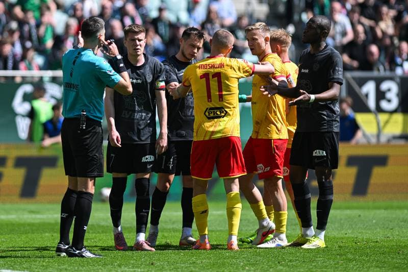 Football. Betclic I Liga. Slask Wroclaw - Znicz Pruszkow. 18.04.2026