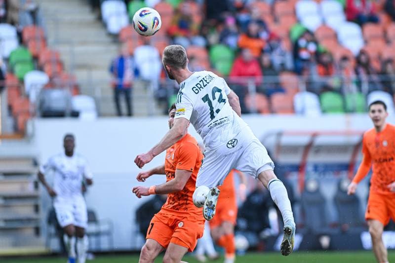 Football. PKO BP Ekstraklasa. Zaglebie Lubin - Radomiak Radom. 11.04.2026