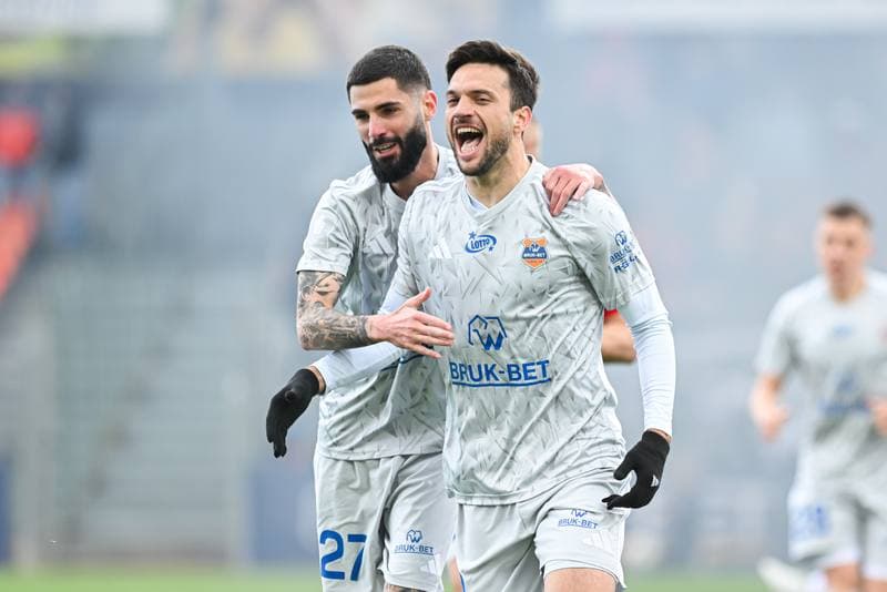 Football. PKO BP Ekstraklasa. Bruk-Bet Termalica Nieciecza - Piast Gliwice. 06.04.2026