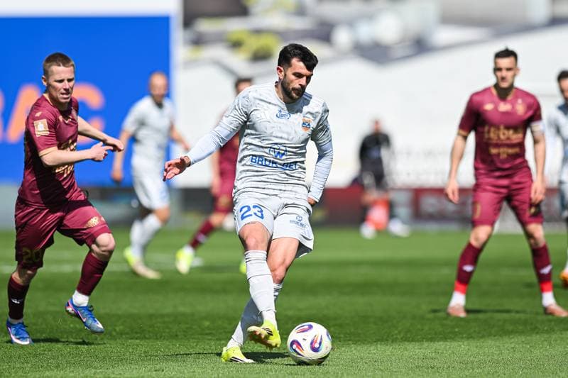 Football. PKO BP Ekstraklasa. Bruk-Bet Termalica Nieciecza - Piast Gliwice. 06.04.2026