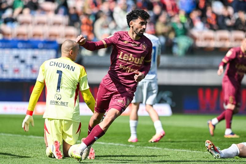 Football. PKO BP Ekstraklasa. Bruk-Bet Termalica Nieciecza - Piast Gliwice. 06.04.2026