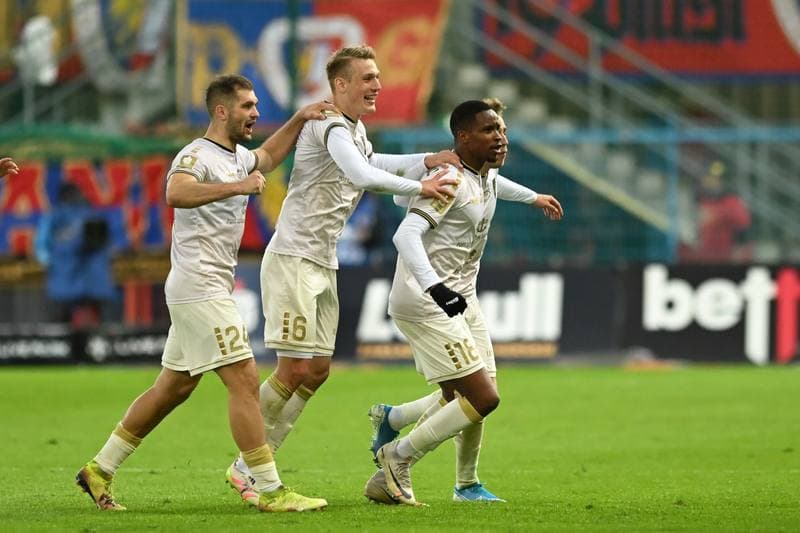 Football. PKO BP Ekstraklasa. Piast Gliwice - Pogon Szczecin. 13.04.2026