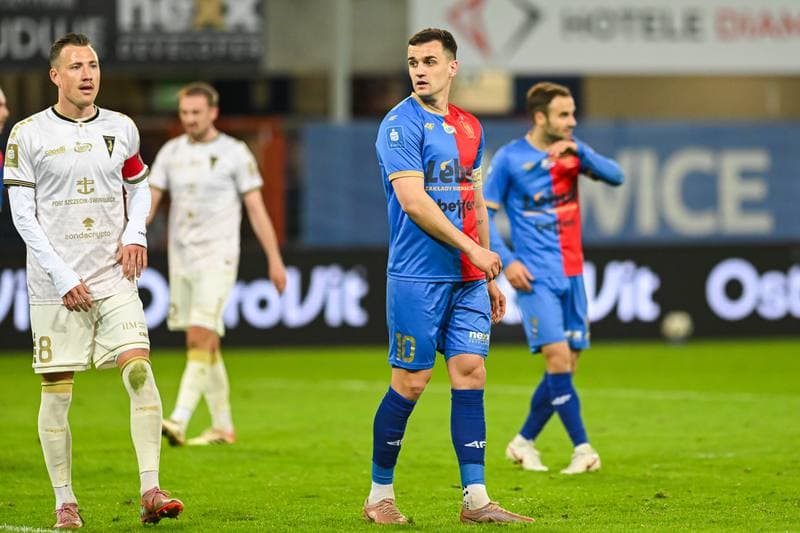 Football. PKO BP Ekstraklasa. Piast Gliwice - Pogon Szczecin. 13.04.2026