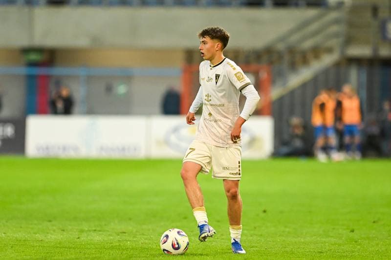 Football. PKO BP Ekstraklasa. Piast Gliwice - Pogon Szczecin. 13.04.2026