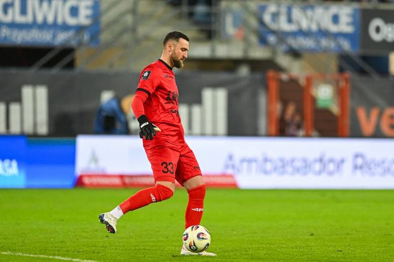 Football. PKO BP Ekstraklasa. Piast Gliwice - Pogon Szczecin. 13.04.2026