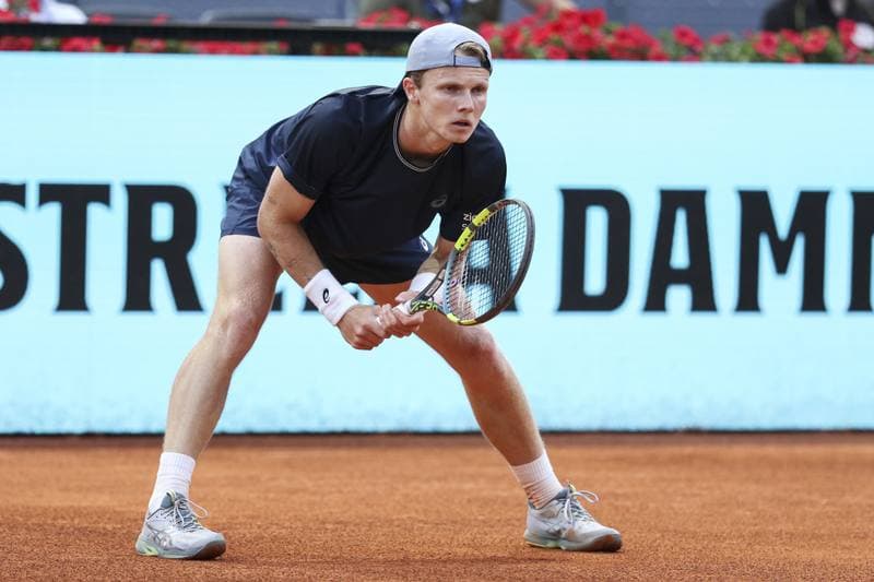Tennis. Mutua Madrid Open. Tereza Valentova - Yulia Putintseva. 22.04.2026