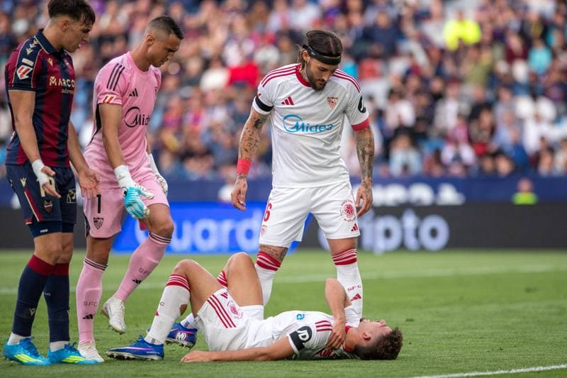 Football. La Liga. Levante - Sevilla. 23.04.2026