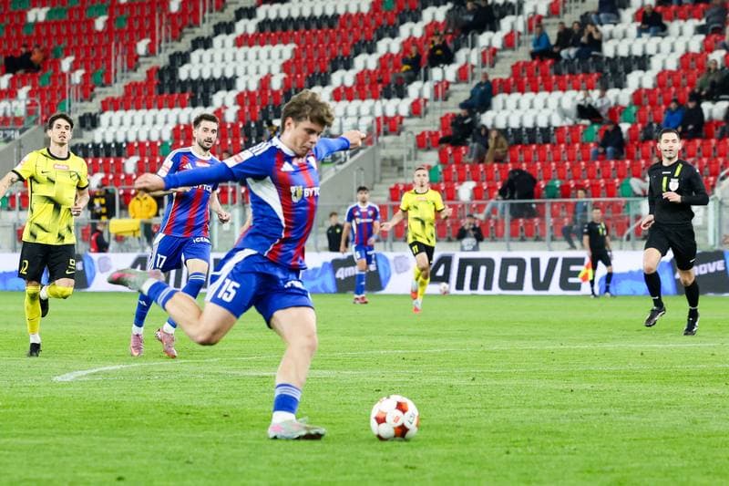 Football. Betclic 1 Liga. Wieczysta Krakow - Polonia Bytom. 23.04.2026