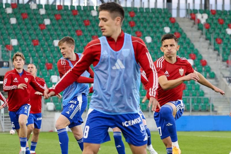 Football. Betclic 1 Liga. Wieczysta Krakow - Polonia Bytom. 23.04.2026