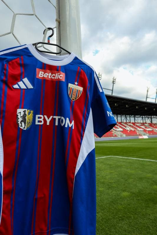 Football. Betclic 1 Liga. Wieczysta Krakow - Polonia Bytom. 23.04.2026