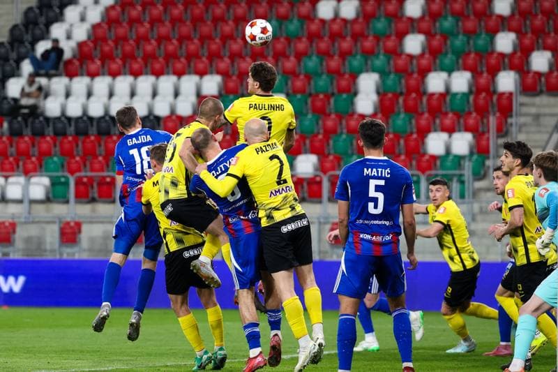 Football. Betclic 1 Liga. Wieczysta Krakow - Polonia Bytom. 23.04.2026