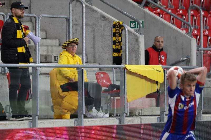 Football. Betclic 1 Liga. Wieczysta Krakow - Polonia Bytom. 23.04.2026