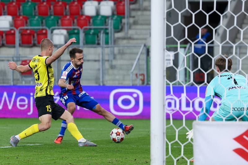 Football. Betclic 1 Liga. Wieczysta Krakow - Polonia Bytom. 23.04.2026
