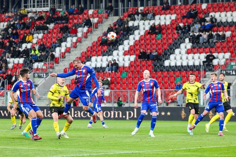 Football. Betclic 1 Liga. Wieczysta Krakow - Polonia Bytom. 23.04.2026