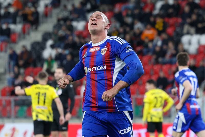Football. Betclic 1 Liga. Wieczysta Krakow - Polonia Bytom. 23.04.2026