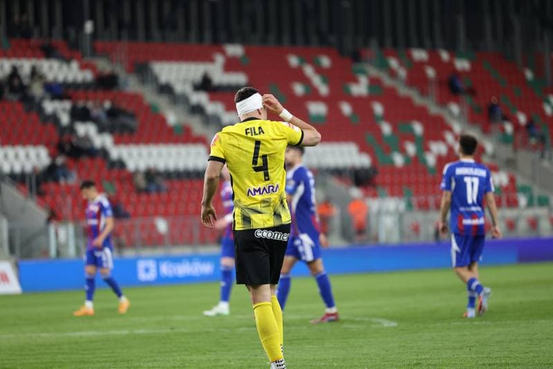 Football. Betclic 1 Liga. Wieczysta Krakow - Polonia Bytom. 23.04.2026