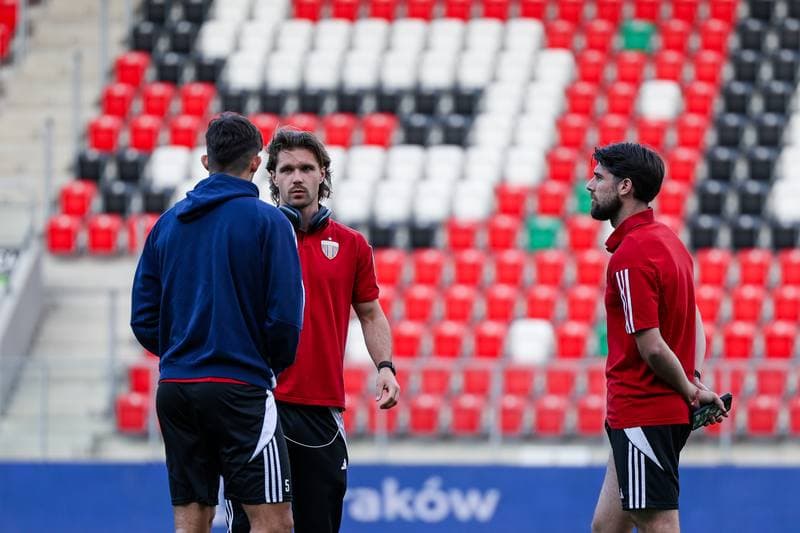 Football. Betclic 1 Liga. Wieczysta Krakow - Polonia Bytom. 23.04.2026